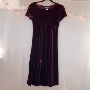 L• 🌷Women’s Burgundy Mid Length Velvet Dress